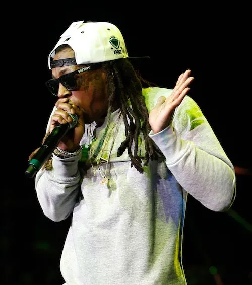 image_68ad4ae02ce16 Lil Wayne Emotionally Thanks Fans After Explosive Show – One Mysterious Detail Sends the Internet Into a Frenzy!