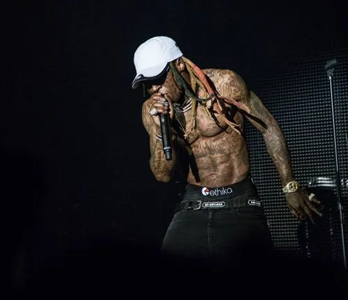 Lil Wayne Sets Fans on Fire with Announcement ‘Minnesota, I’m Coming’ – Fans Go Wild Over Some Mysterious Curse?