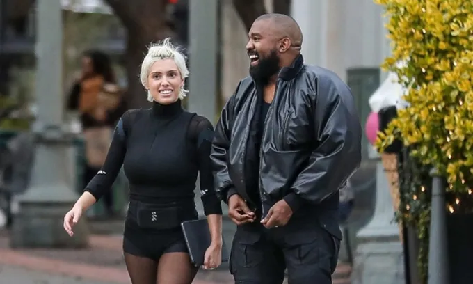 image_68ad534720fd1 Bianca Censori Makes $250K Every Time Kanye Shocks – But Fans Can’t Believe What She Endures Behind Closed Doors!