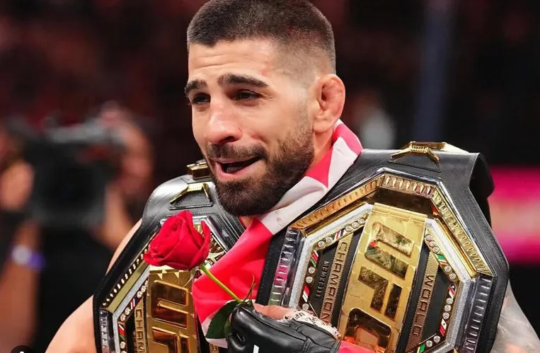 Khabib believes Topuria only has a 20% chance of defeating Tsarukyan.