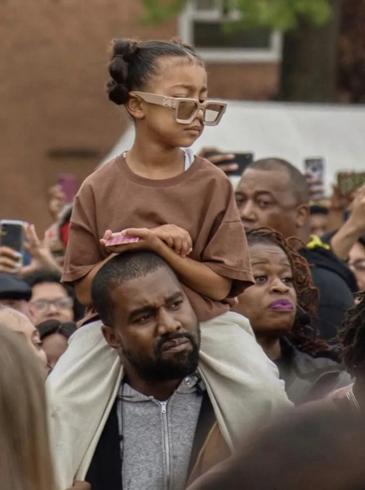 image_68ad5617947db The online community is stunned as North West looks so different – But what’s even more shocking is that she’s becoming a 'media pawn' in Kanye and Kim’s ongoing drama!
