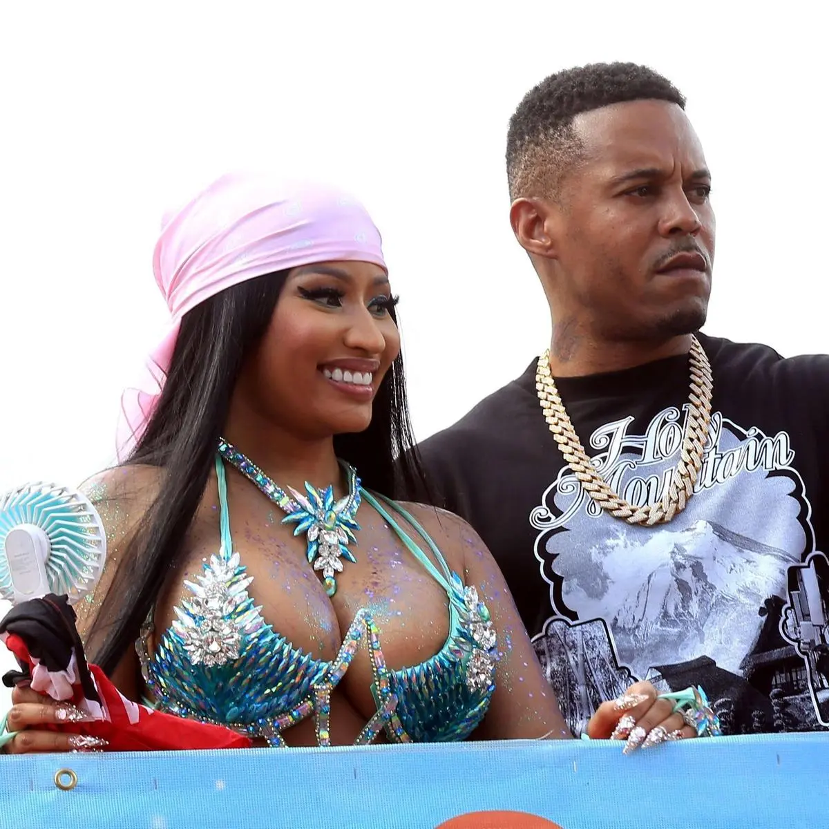 image_68ad5fdf14778 Nicki Minaj Shuts Down Gender Roles: 'If I Make More Than My Man, I’ll Pay the Bills — He’s My Husband, Not My Competition'