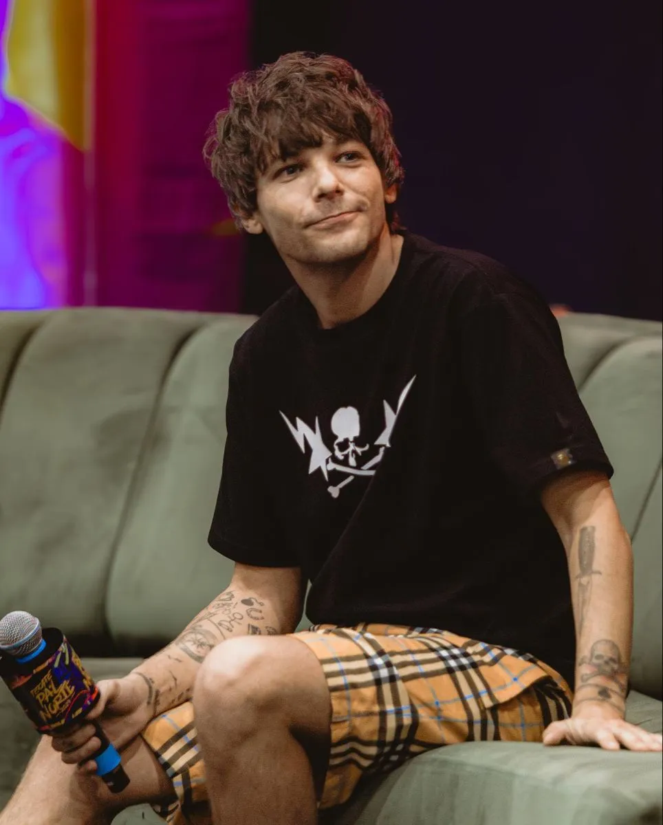 Internet Explodes After Louis Tomlinson Drops Shocking Hint About Taylor Swift and Travis Kelce Engagement