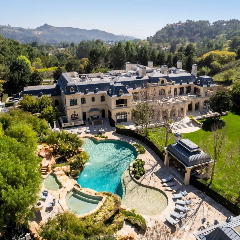 image_68ae68328d4d4 From Mansion to Playground: Paris Hilton’s $63M Home Becomes a Lavish Entertainment Wonderland