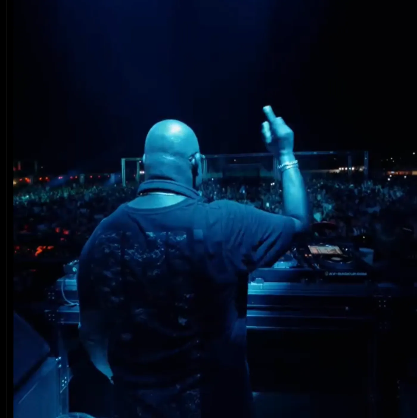 image_68ae6b20828b5 There's one detail in Carl Cox's performance that fans call: "This is the true pinnacle of EDM."
