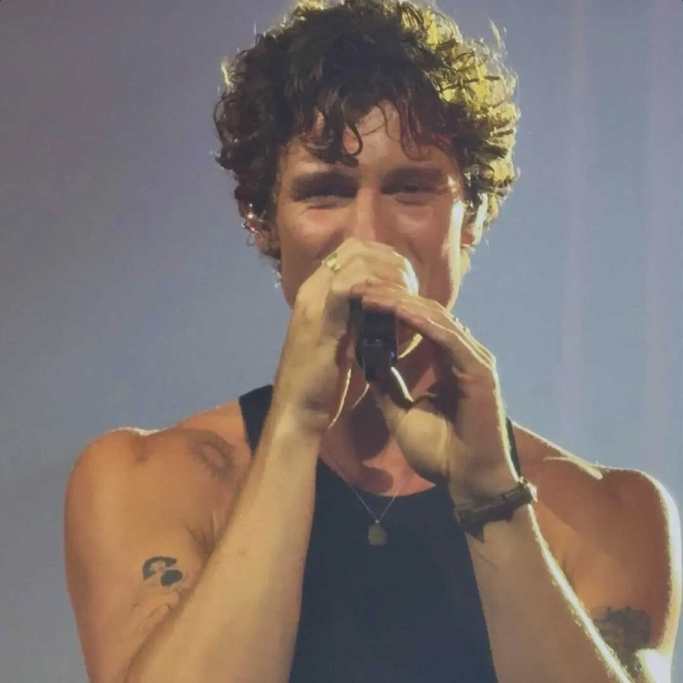 image_68ae6ee9e1268 Shawn Mendes’ Madrid Gig Just Broke The Internet — You Won’t Believe How