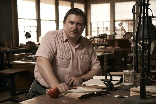 image_68aea2ad303c1 Michael Chernus is revealed luring victims through "Devil in Disguise"