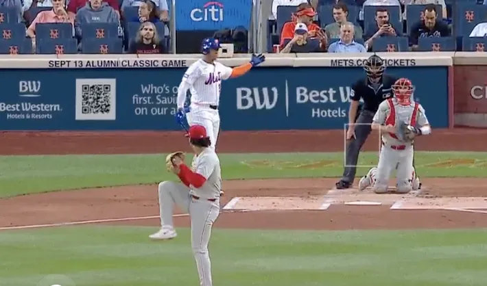 image_68aea48cc55d9 Chaos Erupts After Juan Soto’s Last-Second Timeout Sparks Heated Mets-Phillies Clash