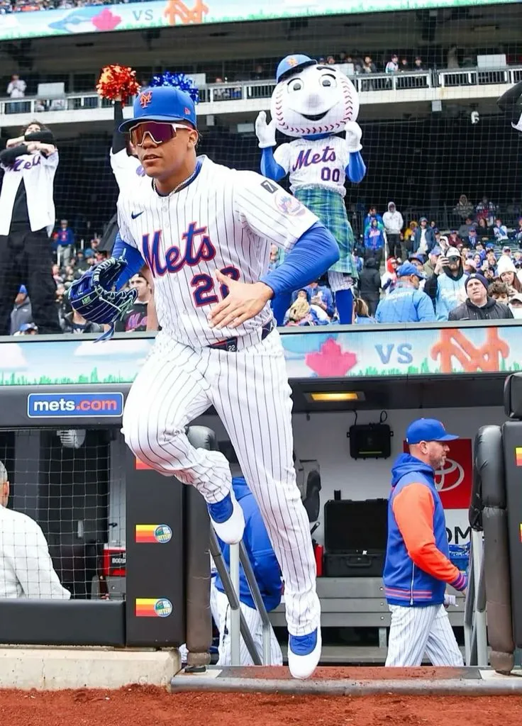 Chaos Erupts After Juan Soto’s Last-Second Timeout Sparks Heated Mets-Phillies Clash