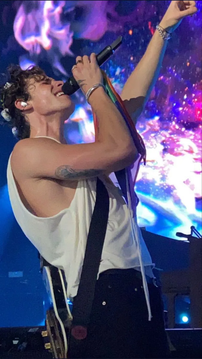 image_68aea62983587 From 6-Second Vine Videos to the Global Stage — Shawn Mendes Has Become a Pop Icon with His Worldwide Tour!