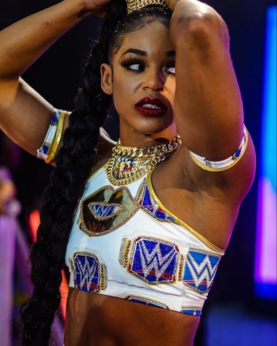 Fans Praise Belair – But Charlotte Coldly Warns: ‘She’s Nothing More Than My Shadow!’