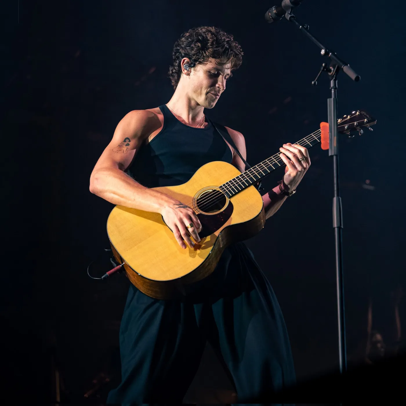 image_68af2fab313b3 Shawn Mendes Faces Backlash As Fans Slam Injured Sister Aaliyah’s Madrid Appearance — PR Stunt