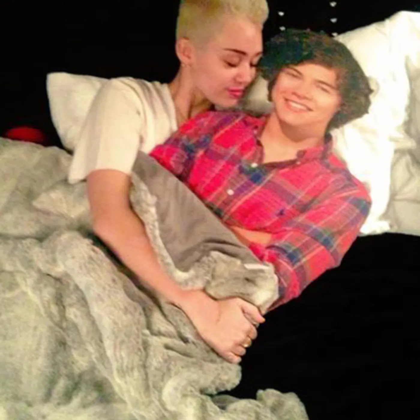 image_68af34249caa3 Miley Cyrus & Harry Styles Are Secretly Twins in Taste—Fans Freak Out!