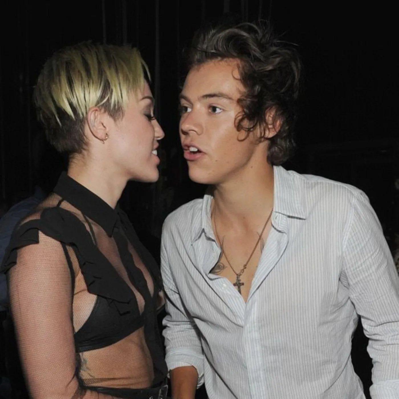 image_68af342545304 Miley Cyrus & Harry Styles Are Secretly Twins in Taste—Fans Freak Out!
