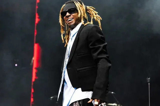 image_68afb7f159b68 Lil Wayne Wears Taylor’s Iconic Cardigan — And Social Media Explodes Over the ‘Traylor’ Mystery!