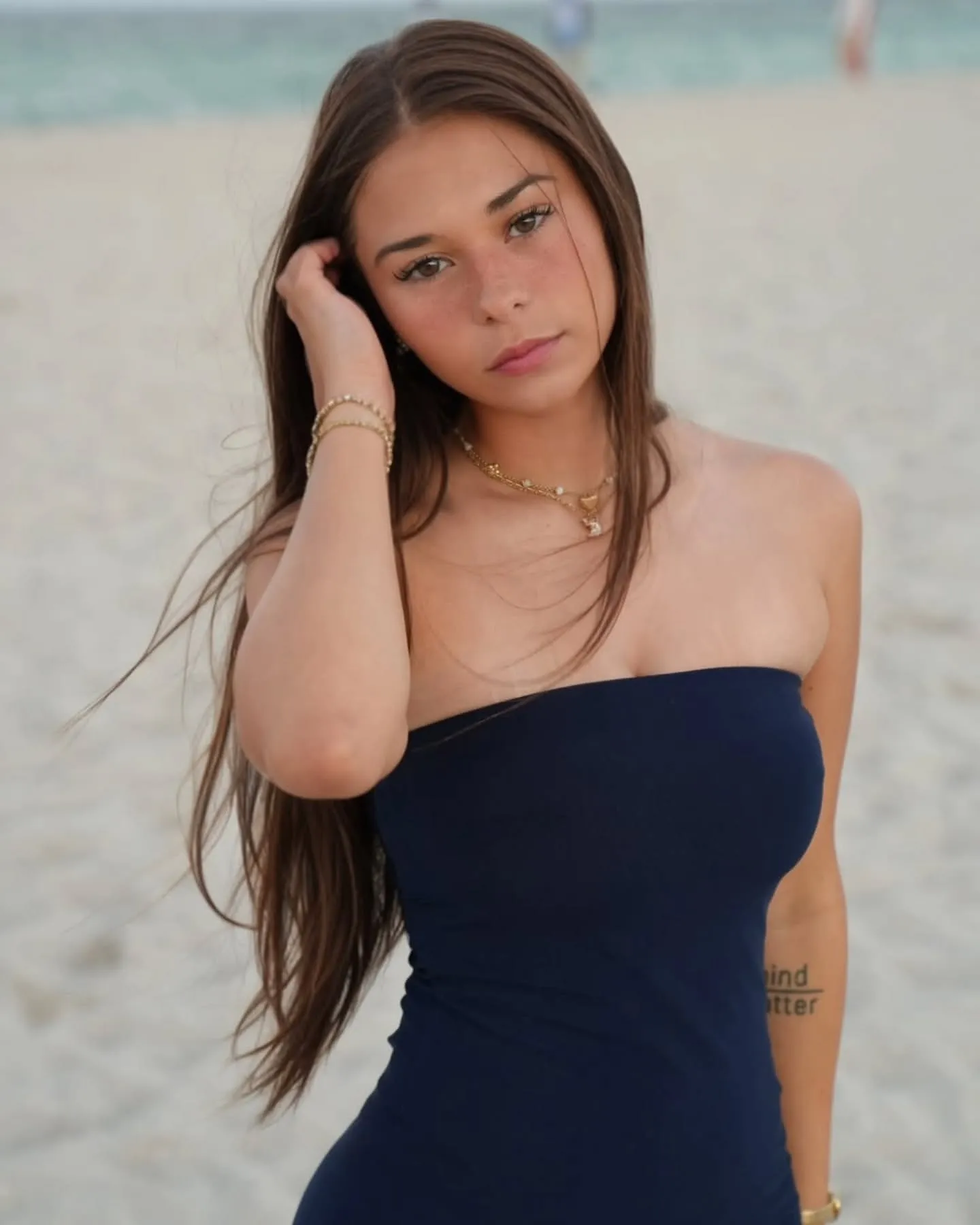 image_68afceecb2304 A Female Influencer Confidently Compares Her Income to Leborn James’s and How Leborn Fans React to Her