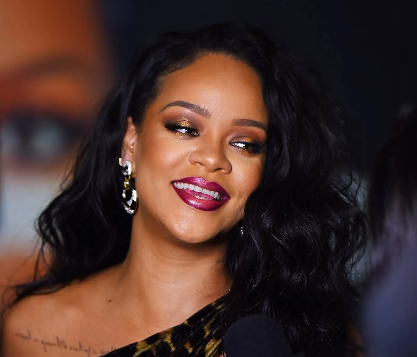 image_68afdd205c617 Rihanna Sparks Album Frenzy With Throwback Cover Change — But What She Dropped Instead Left Fans Shook