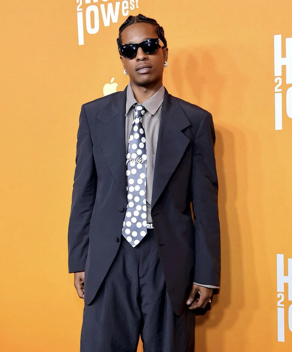 image_68afde77a64fb Love in Trouble? Rihanna and A$AP Rocky’s Iconic Fashion-Forward Romance Faces Shocking Twist