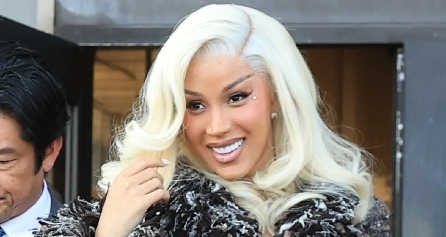Shock in Court: Cardi B Stunned as Lawyer Boldly Questions If Her Hair Is Real During Assault Trial