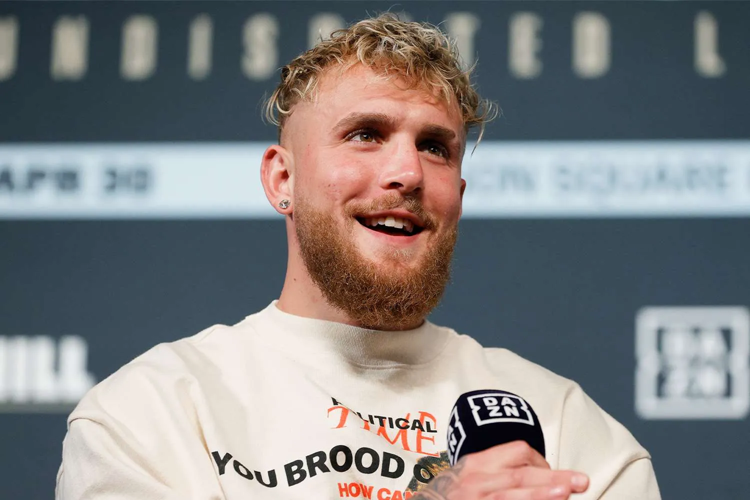 image_68b01e211ef15 Although he doesn't have many outstanding achievements, Usyk is a moneymaker in the Boxing industry. The amount of money he pockets is far ahead of Tyson Fury and Jake Paul in 2025.