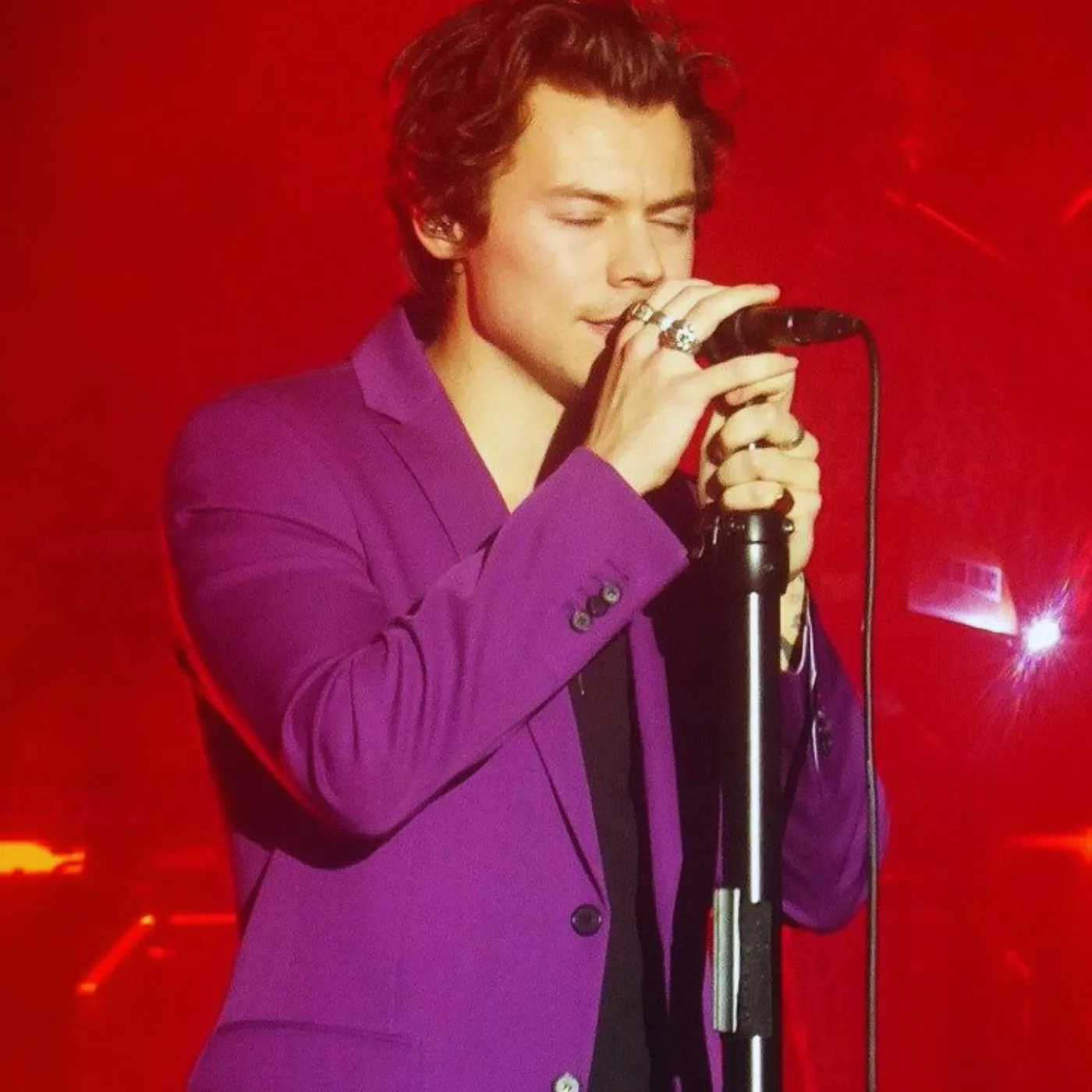 image_68b0454b52233 Caught Red-Handed! Harry Styles in Rome Today Shocks Fans