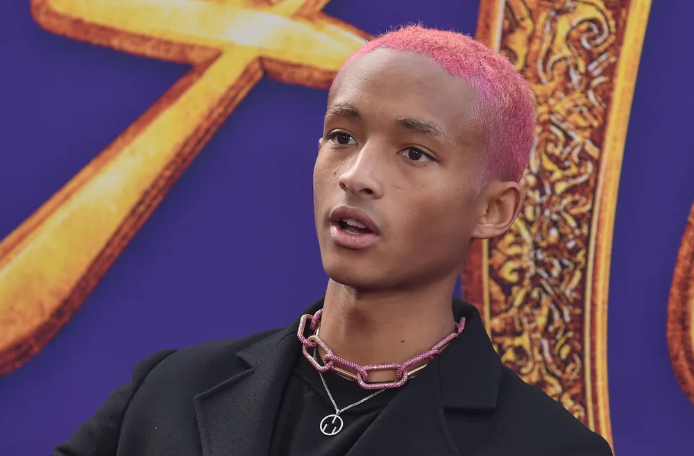 image_68b10b95f17f7 Jaden Smith Tried to Show Off His Skateboarding Skills but Ended Up Looking Ridiculous