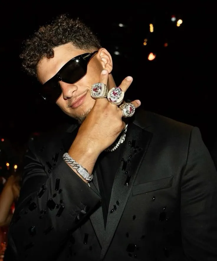 Patrick Mahomes Shocks NFL Fans — Romance Rumors With Stunning Cowboys Supporter Kylie Dickson Spark Frenzy After Leaked Photos