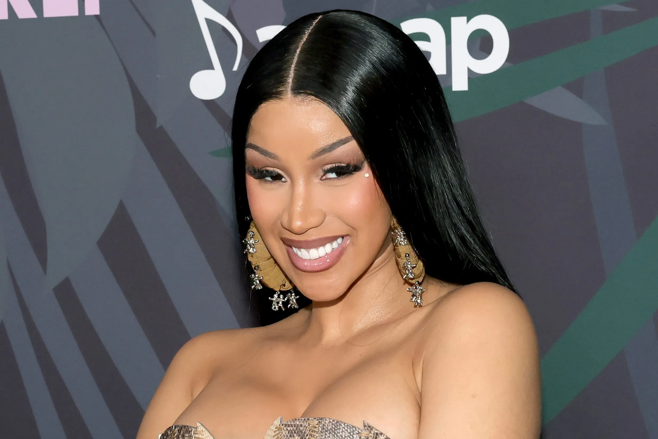 The Lawsuit Payout Barely Dents Cardi B’s Incredible Net Worth 19 The Lawsuit Payout Barely Dents Cardi B’s Incredible Net Worth