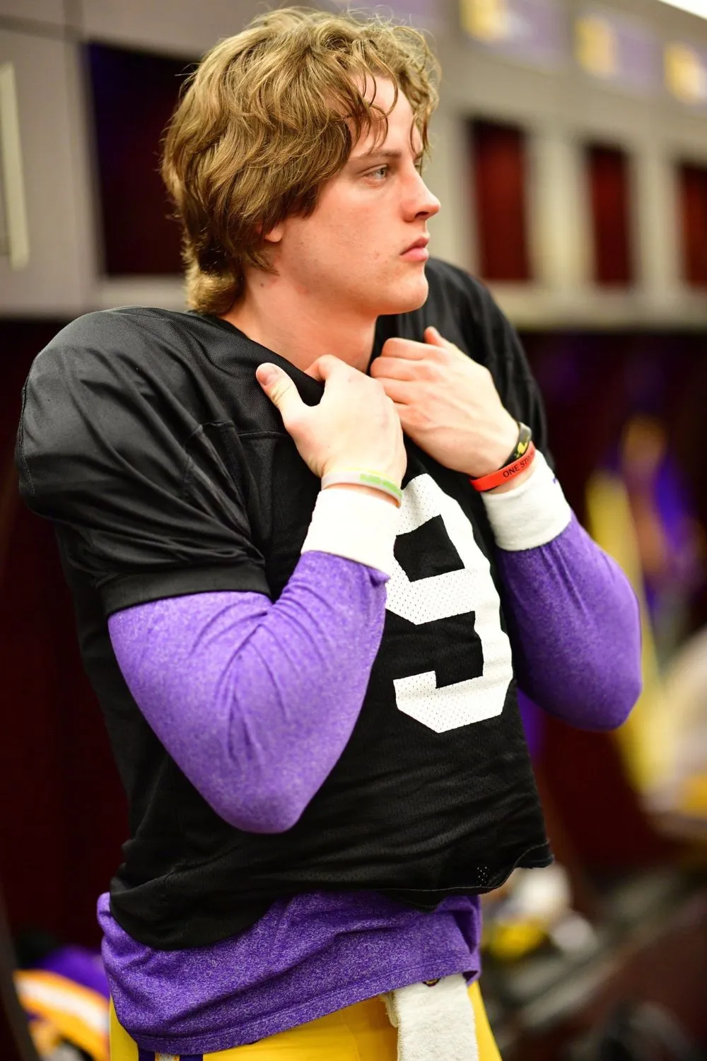 From Poverty to Paychecks: How Joe Burrow Became the NFL’s Highest-Paid Star 19 From Poverty to Paychecks: How Joe Burrow Became the NFL’s Highest-Paid Star