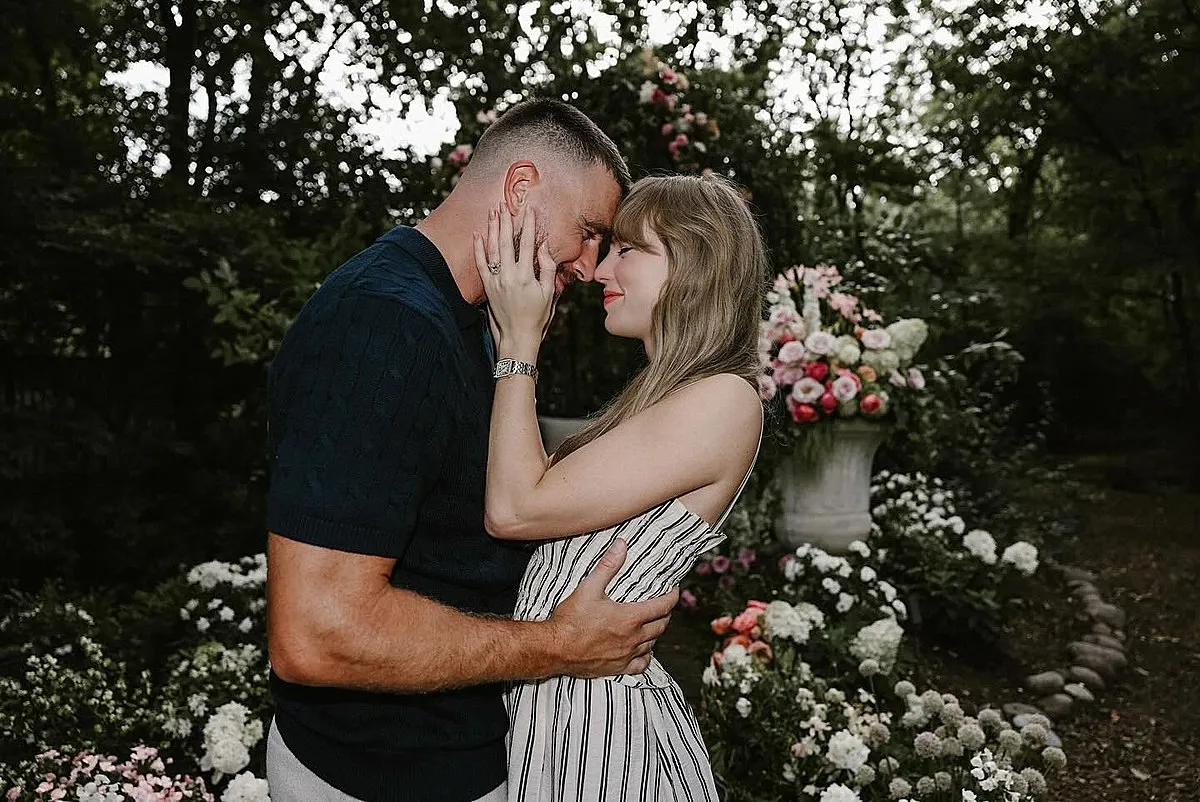 Taylor Swift Set to Receive Lavish Wedding Gifts: Hundreds of Millions Just the Start 19 Taylor Swift Set to Receive Lavish Wedding Gifts: Hundreds of Millions Just the Start