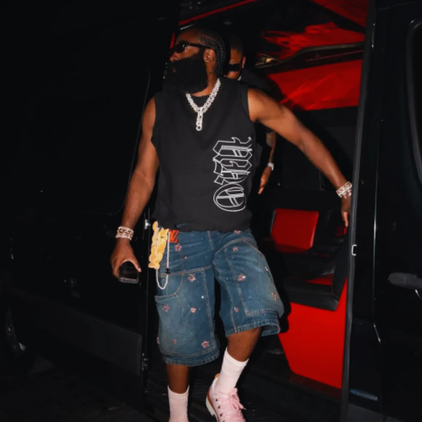 image_68b14ae32eb9b James Harden’s Birthday Confession Just Shook the Internet – “Woke Up Feeling Like a LEGEND!”