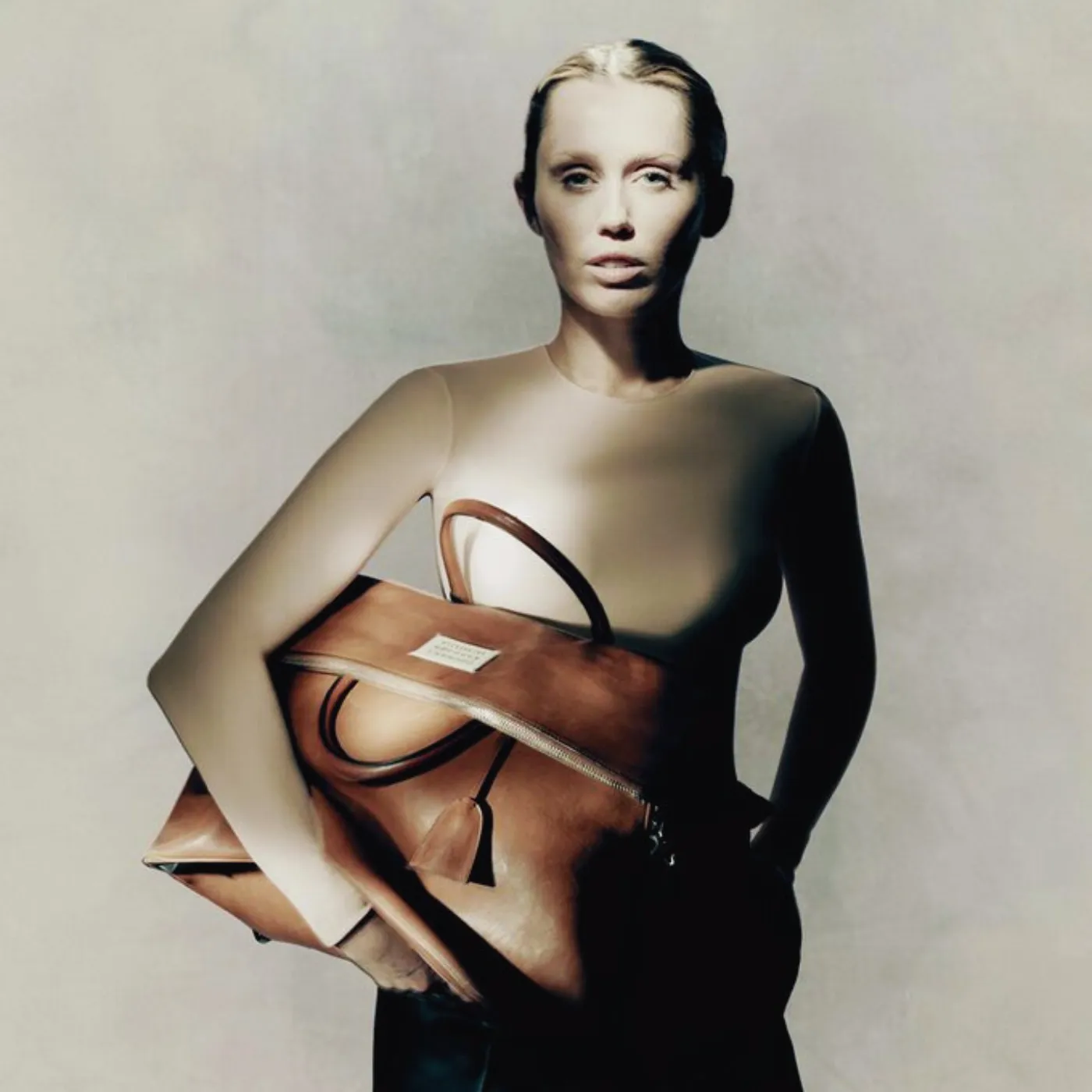 image_68b14c77904f8 Internet Explodes: Miley Cyrus Crowned the New Face of Maison Margiela