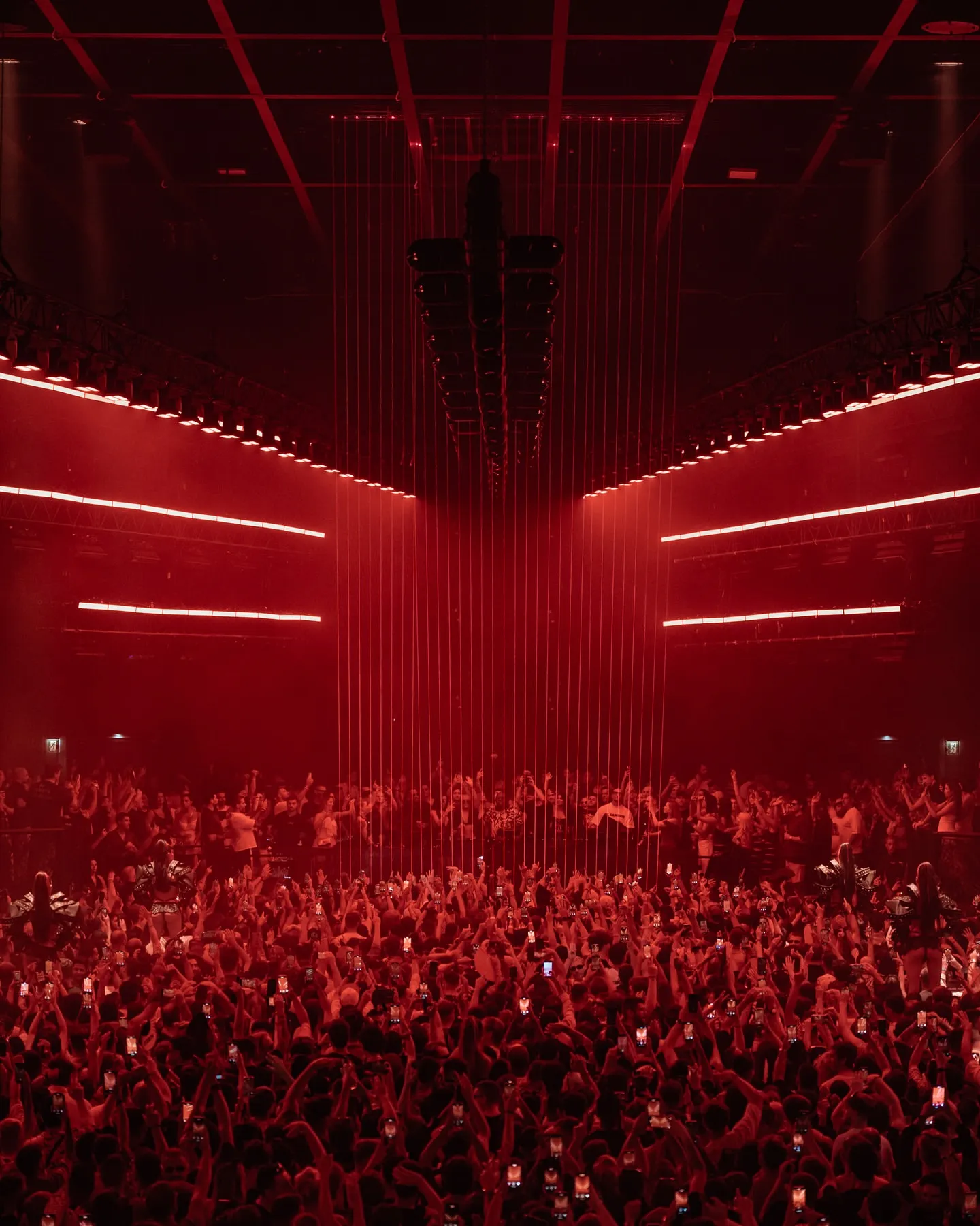 image_68b1542ab726c You Won’t Believe Your Eyes: Carl Cox Just Turned Music Into a Spiritual Experience – Here’s Why