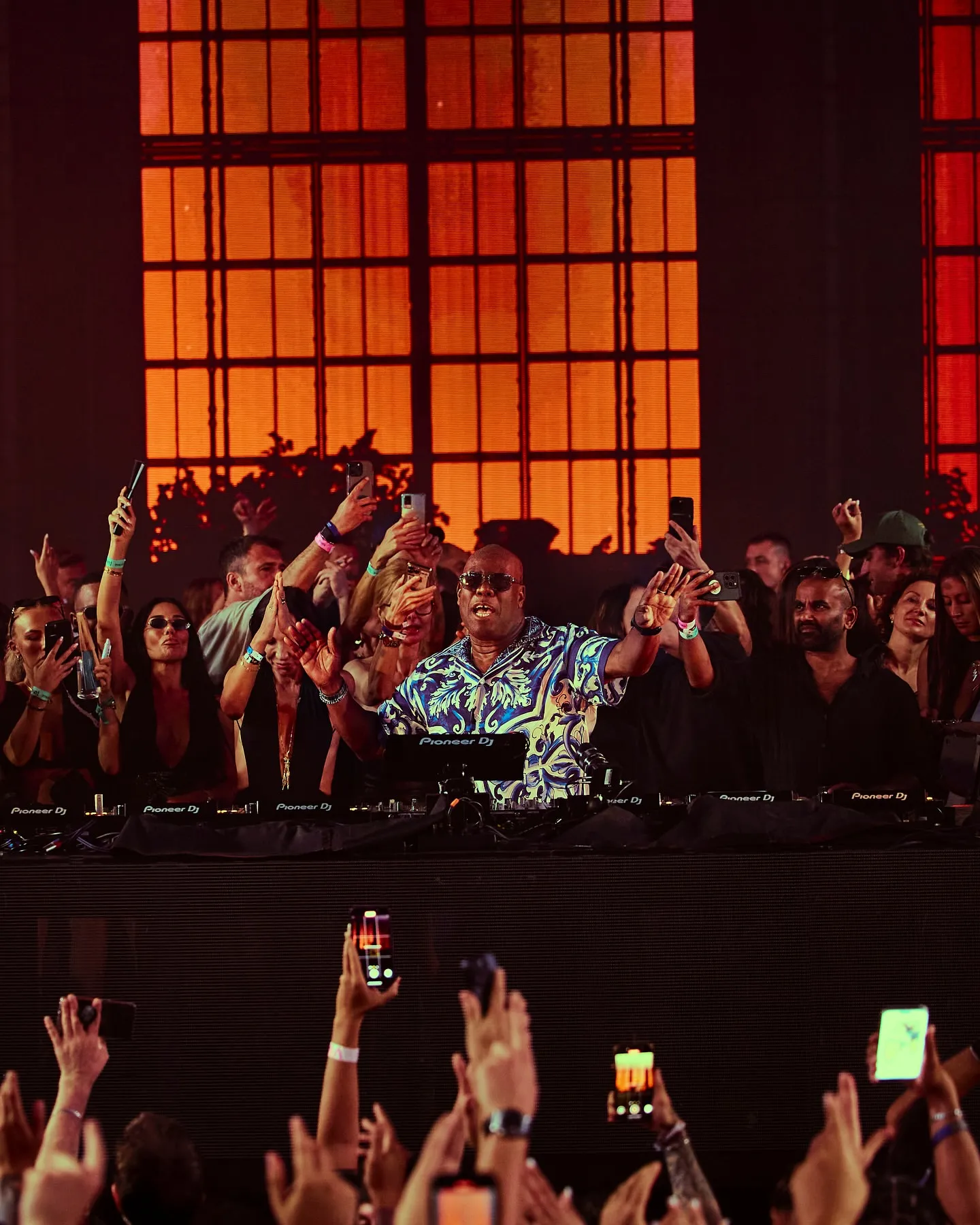 You Won’t Believe Your Eyes: Carl Cox Just Turned Music Into a Spiritual Experience – Here’s Why