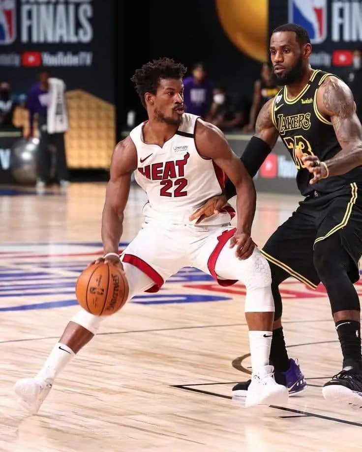 image_68b16b57da271 Warriors Turn Jimmy Butler into the New Conductor of Their Strategic Triangle – But This Upgrade Has Fans Fearing the Splash Brothers Era Is About to End!