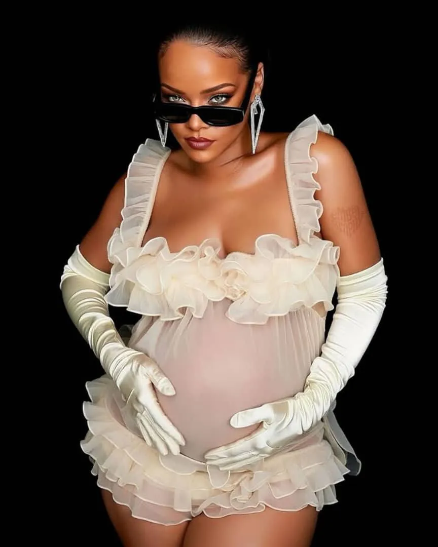Pregnant Rihanna Shocks Fans in Stunning Photoshoot — Twins on the Way as Baby #3 & #4 Steal the Spotlight