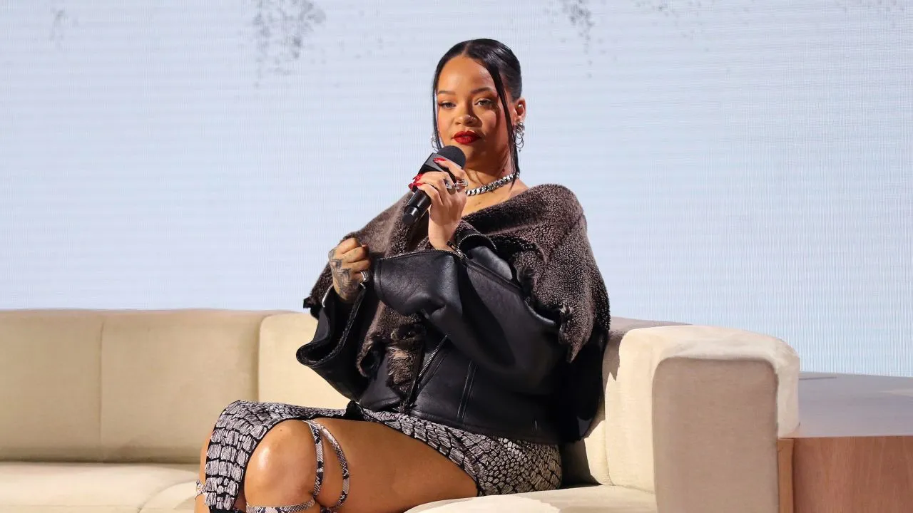 The Subtle Trick Rihanna Uses in Every Interview — And Why It Leaves Everyone Smiling