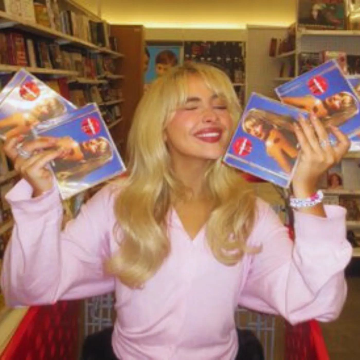 image_68b3723b0f4a0 ‘Where Are Her Parents?’ Internet Freaks Out Over Sabrina Carpenter’s Album Cover
