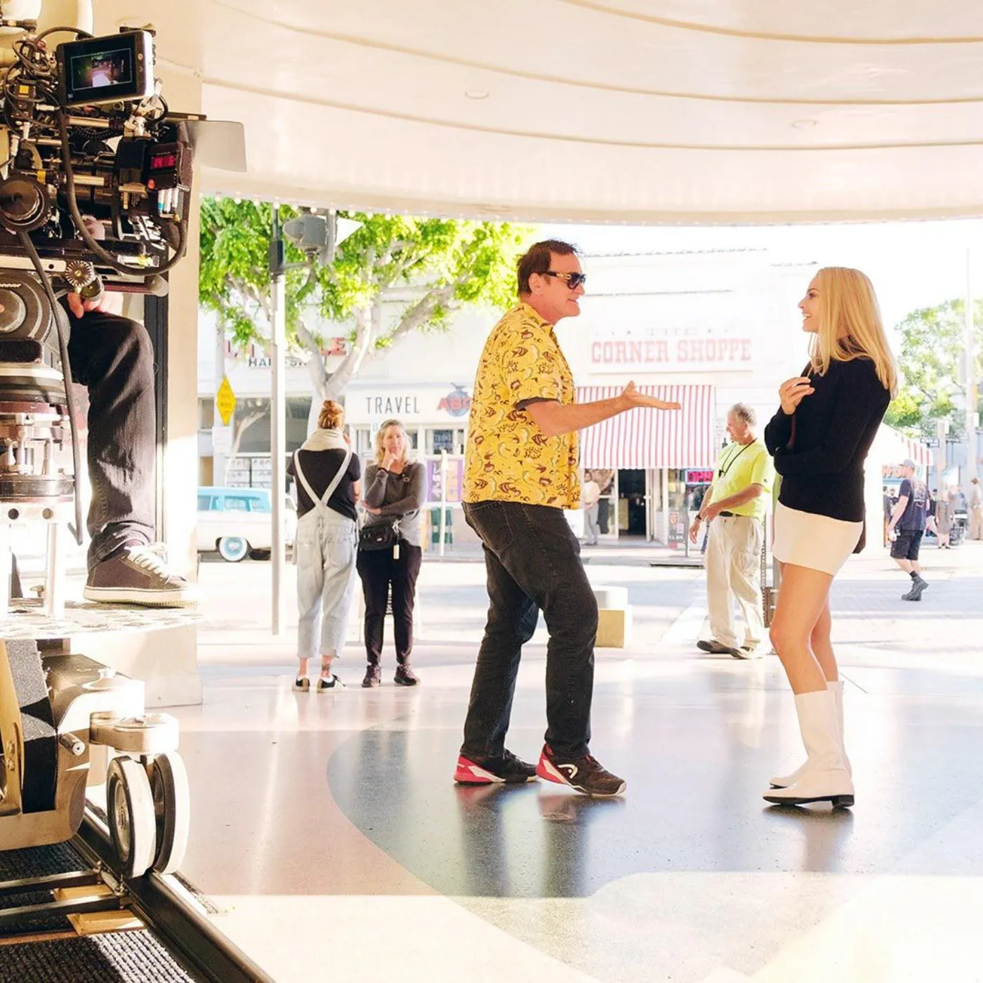 image_68b3974d103ba Unseen Margot Robbie Photos As Sharon Tate Break The Internet – Fans Are Shocked!