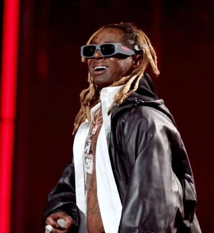 image_68b541bc61864 Phoenix Exploded as Lil Wayne Turned His Concert into a Wild VIP Party