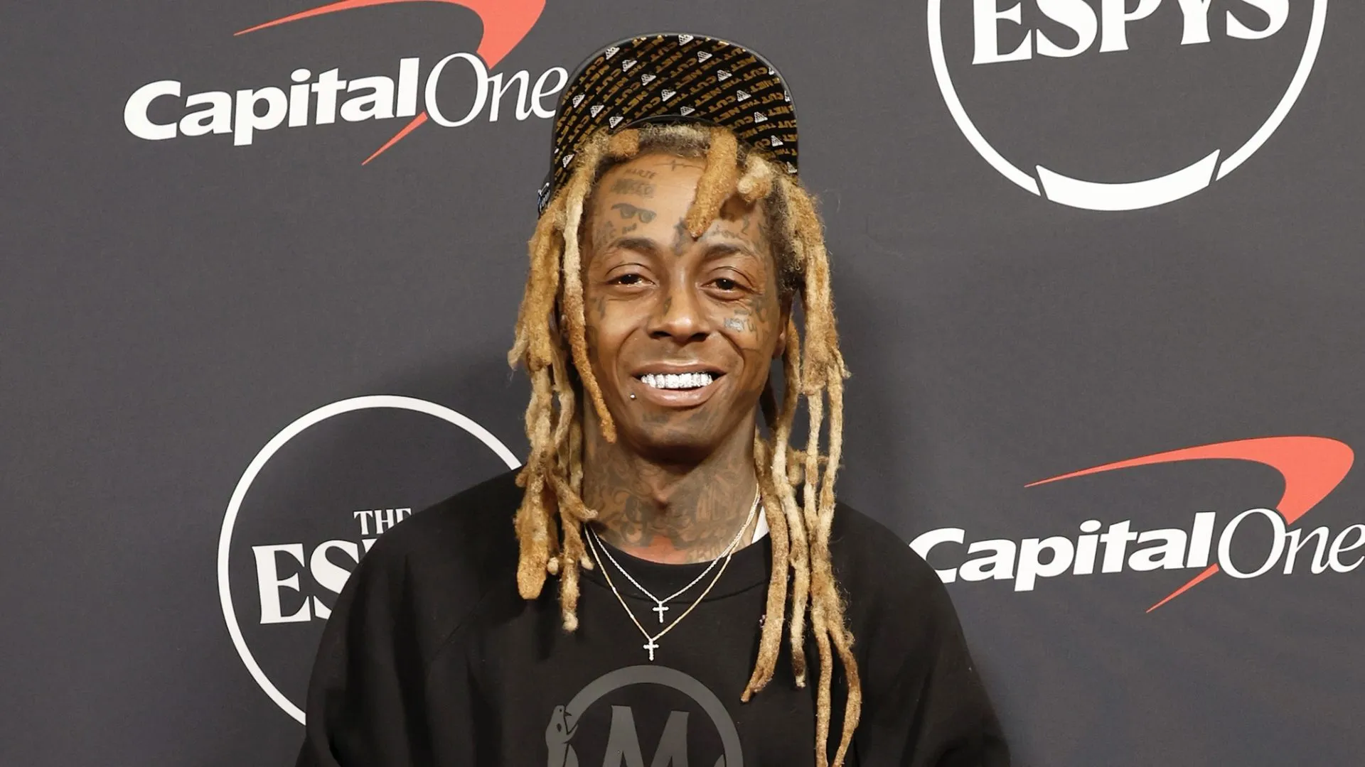 image_68b546263d157 Lil Wayne Praises the Packers for a ‘Shockingly Beautiful’ Trade – But Then Exposes the Dark Truth About Micah Parsons and Jerry Jones