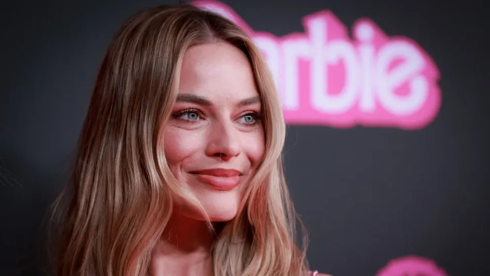 Free Fall After Barbie Peak? Margot Robbie Shocks With Opening Revenue Forecast 22 Free Fall After Barbie Peak? Margot Robbie Shocks With Opening Revenue Forecast
