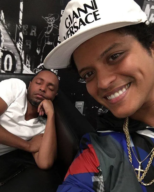 image_68b7d8ba7b81b A very different personality of Bruno Mars in real life surprised many fans