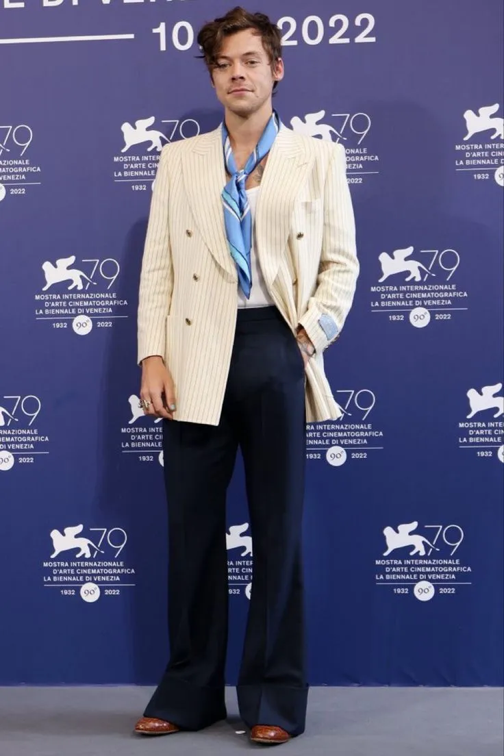 image_68b8ec7abee7c From a Curly-Haired One Direction Boy to a Global Style Icon – But Is This Transformation Hiding a New Romance?