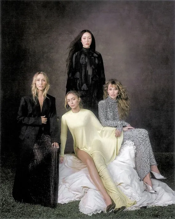 image_68b8f4598102d Miley Cyrus Stuns in Dazzling Silver Dress as Family Marks Healing Reunion