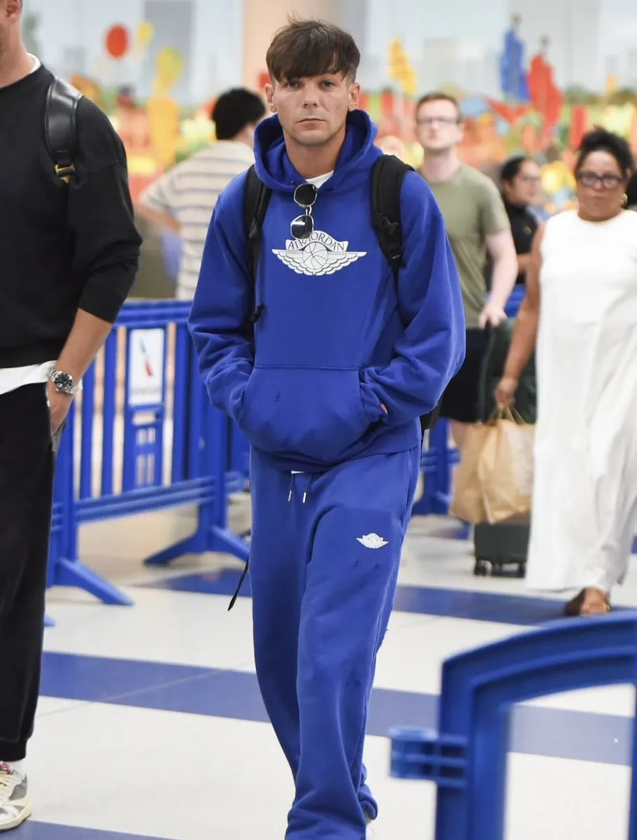 Fans Stunned by Louis Tomlinson’s Youthful Look — ‘Did He Discover the Fountain of Youth?’