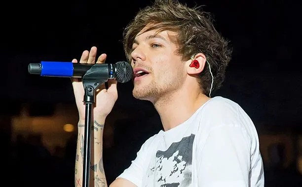 image_68b90cb4c4157 Louis Tomlinson Heals His Heart Through Music — But the Mysterious Message in His Song Has Fans Speculating About a New Romance!