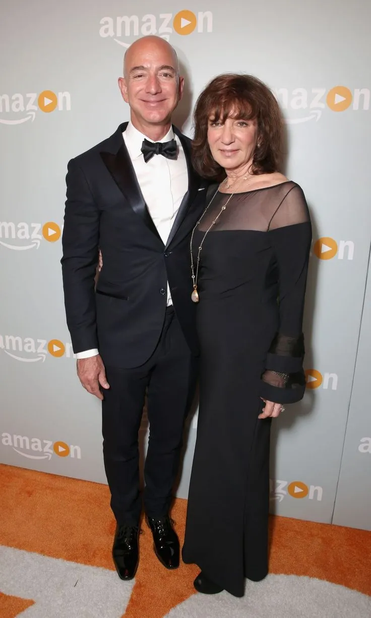 image_68b91b4116d87 Mommy Did a Real Bang Up Job’: Jeff Bezos Faces Uproar Over Controversial Move After Mother’s Funeral