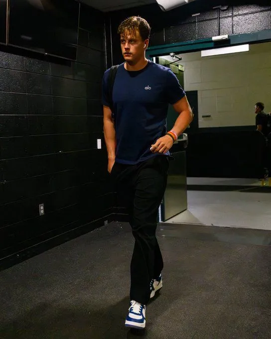 They Disrespected Joe Burrow and Kicked Him Out — The Next Day He Walked Back In as the Hotel’s New Owner