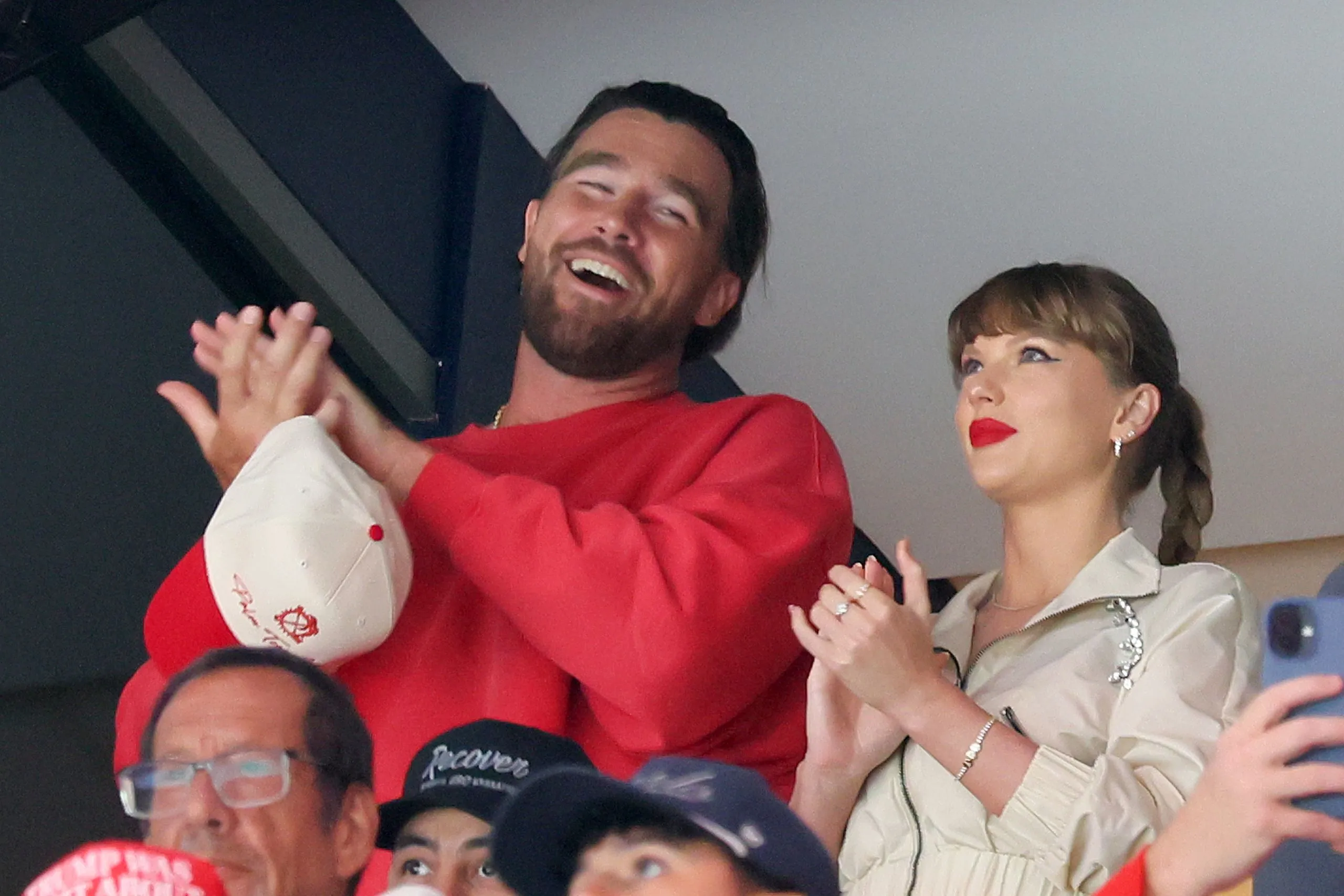 image_68b9405291f16 Travis Kelce Drops a Surprising Warning About His Proposal to Taylor Swift — and Why Fans Shouldn’t Try It Themselves